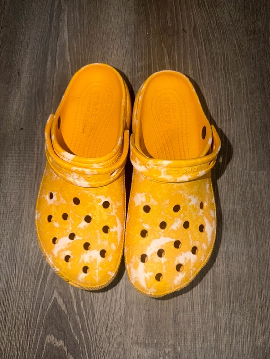 CROCS Shoes - CROCS Kids' Classic Clog - Yellow with White Tie-Dye